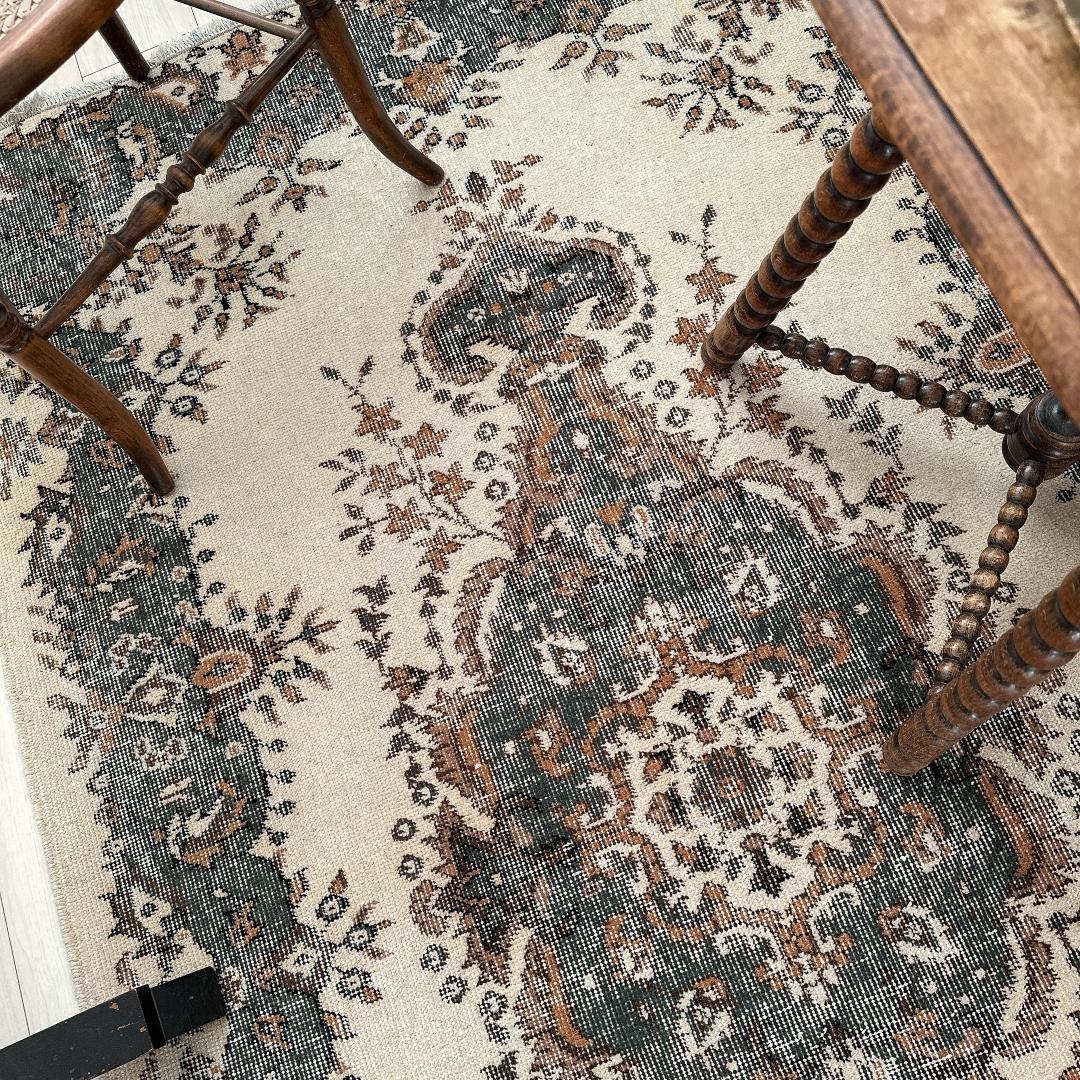 トルコ ヴィンテージラグ A101 カーキブラウン ダークグリーン メダリオン