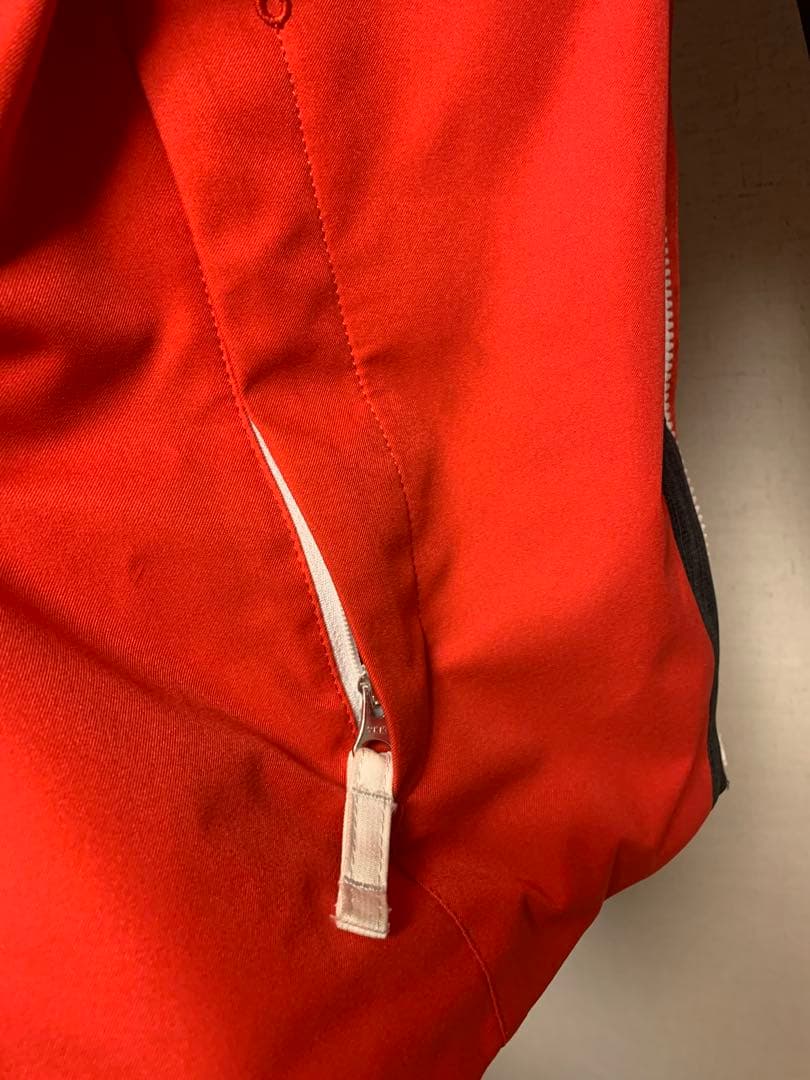 【手洗い可！手袋つき】デサント スキーウェア