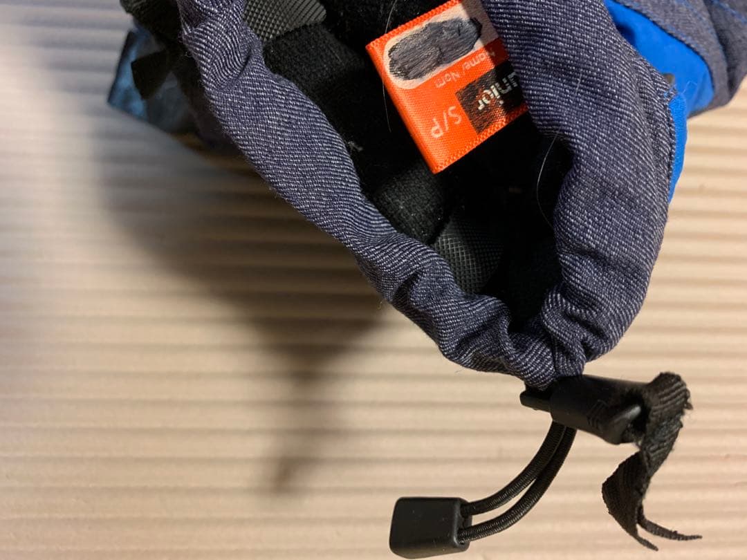 【手洗い可！手袋つき】デサント スキーウェア