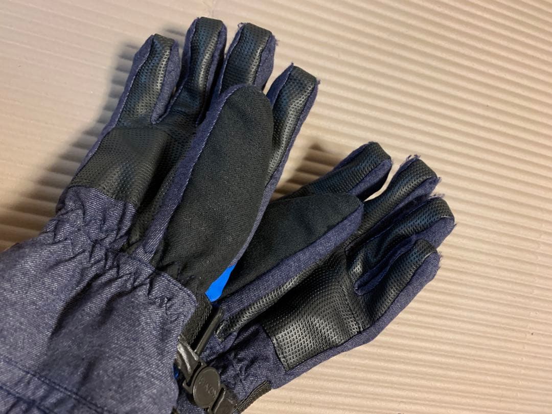 【手洗い可！手袋つき】デサント スキーウェア