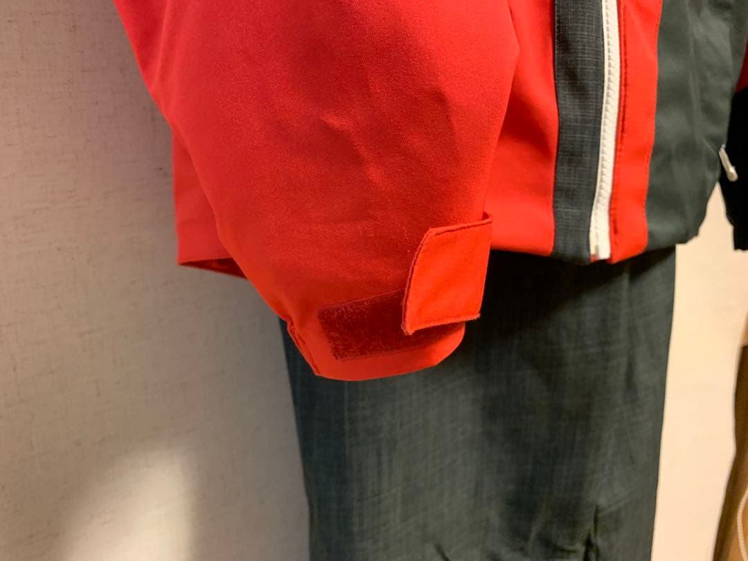 【手洗い可！手袋つき】デサント スキーウェア