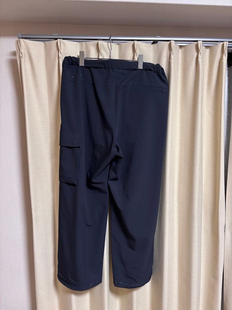 デザインオルテラインio tech wide cargo pant ネイビー