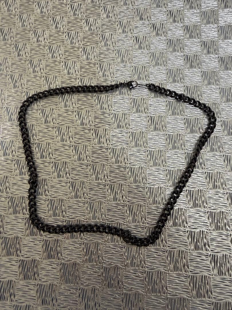 ファイテン　炭化チタンチェーンネックレス　45cm