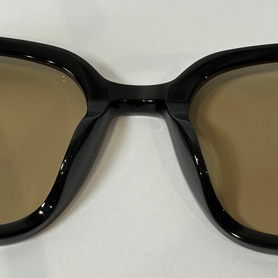 【美品】GENTLE MONDTER LILIT ウェリントン型サングラス 黒縁