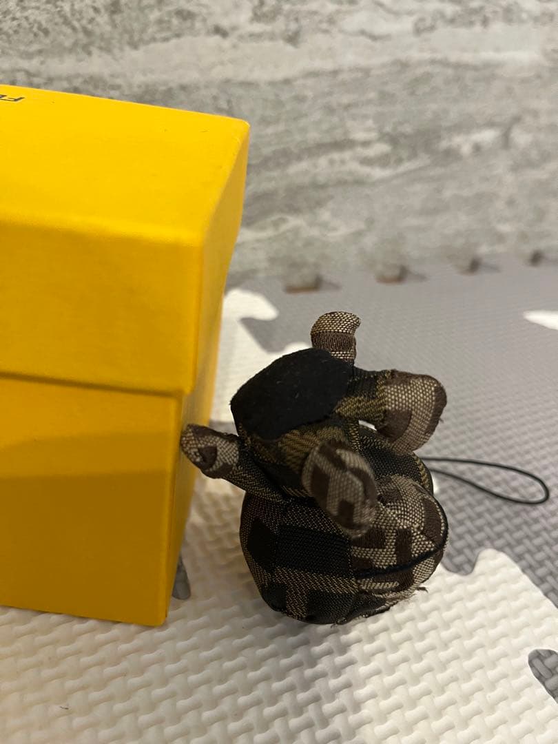 【未使用品】フェンディ　アベイシングエイプ　マイロ　コラボ　限定　ストラップ