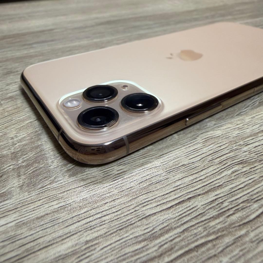 iPhone11pro 本体　ゴールド　256GB 箱　付属品付き