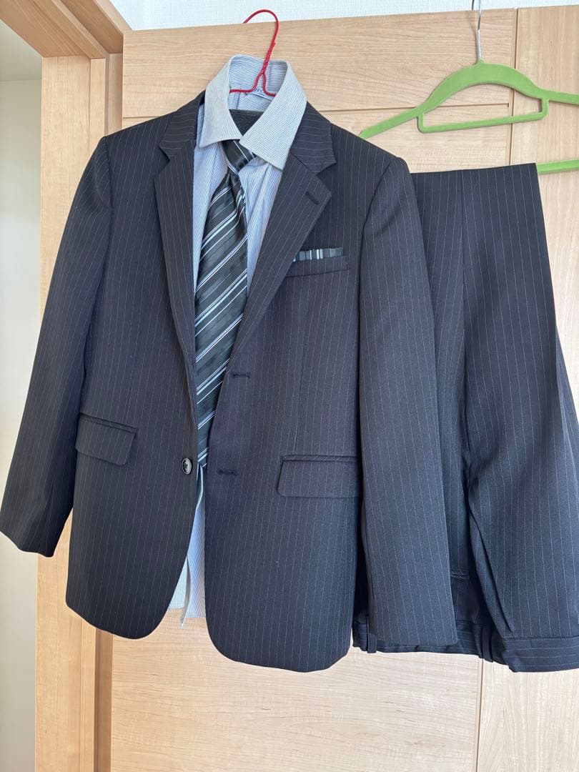 CHOPIN ブラックストライプスーツ　160