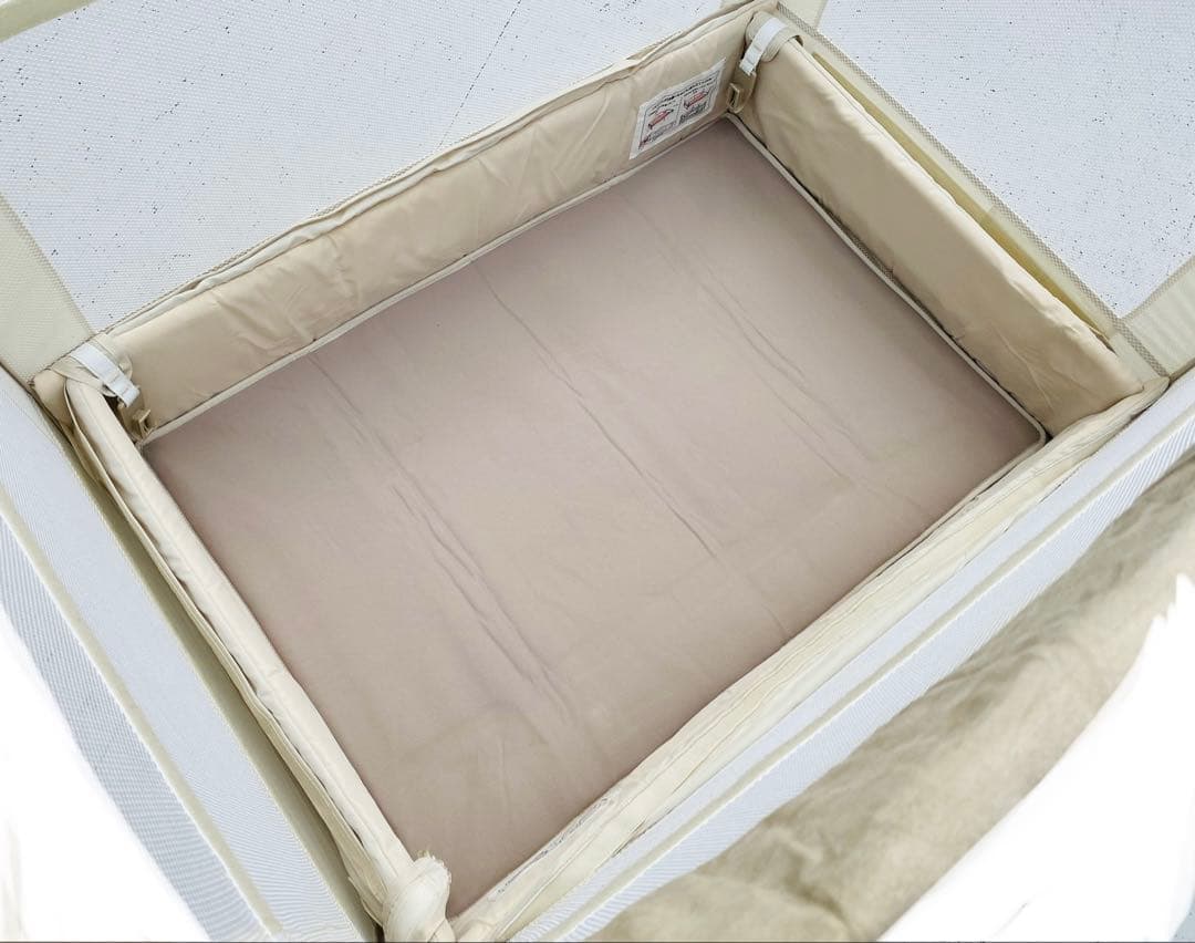 アップリカ ベビーベッド／ココネル エアープラス/シュークリーム