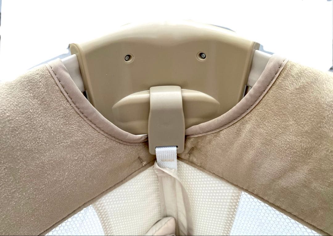 アップリカ ベビーベッド／ココネル エアープラス/シュークリーム