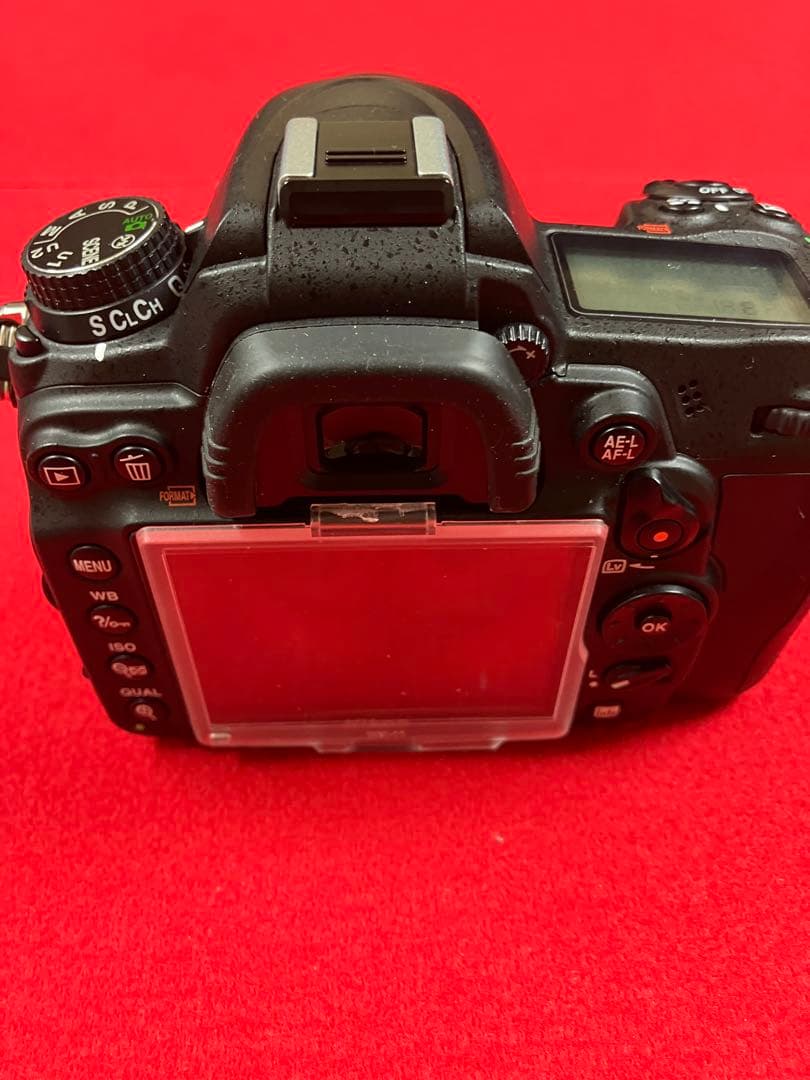 衝撃　これが新品同様 Ｓ1190回 Ｄ7000 18-70mズ-ム