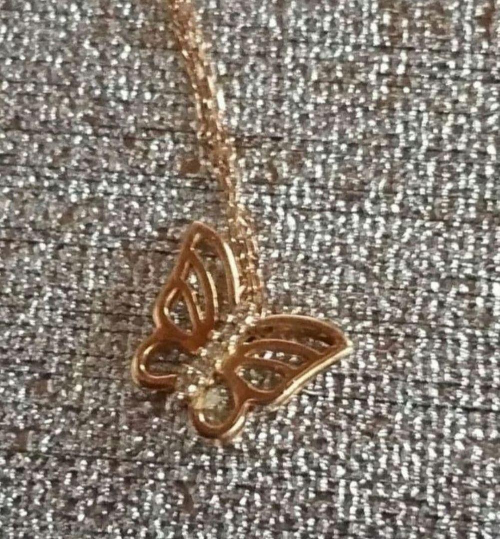 k10金　蝶々ネックレス