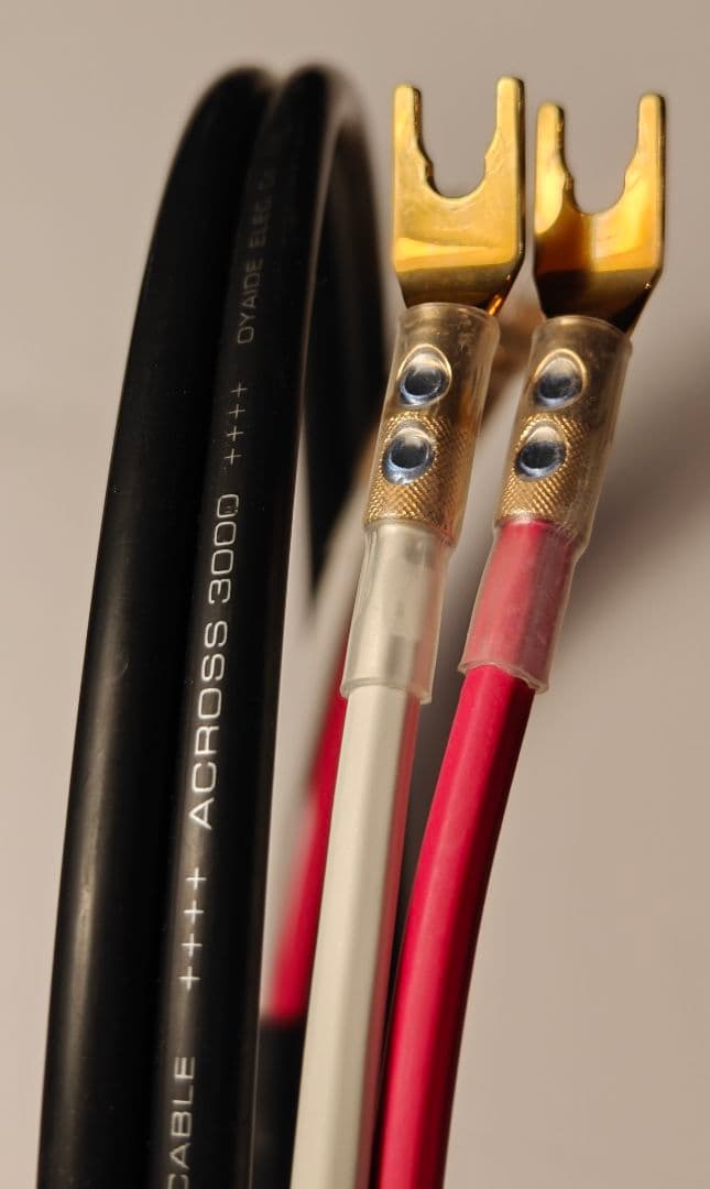 オヤイデ電気 ACROSS 3000 SGY スピーカーケーブル 2.0mペア