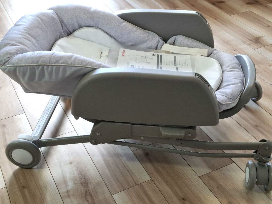 【送料込】Aprica ユラリズムスマートプレミアム　説明書付ハイローチェア