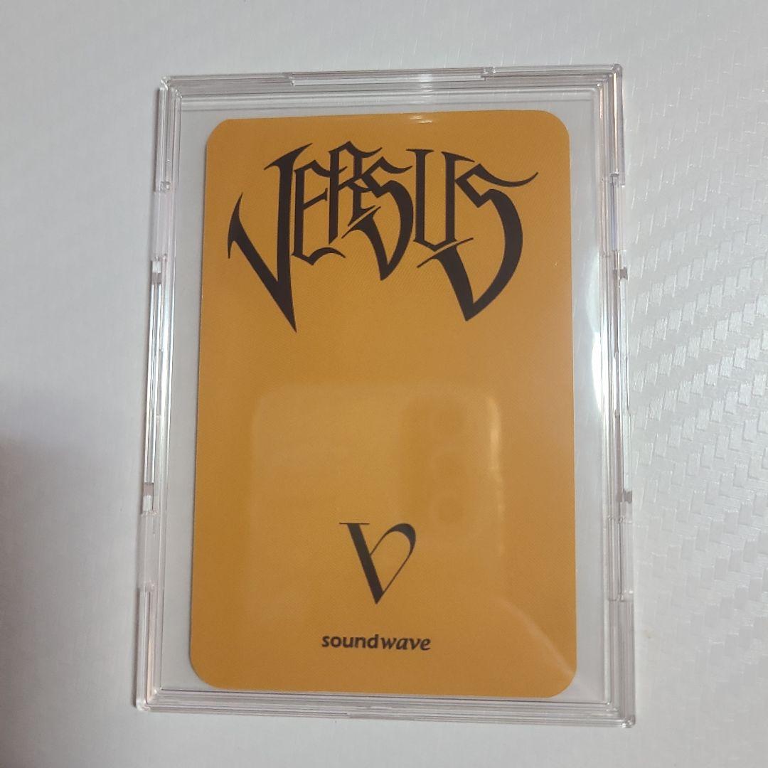 VIVIZ ウナ VERSUS ポップアップカフェ限定レンチキュラー