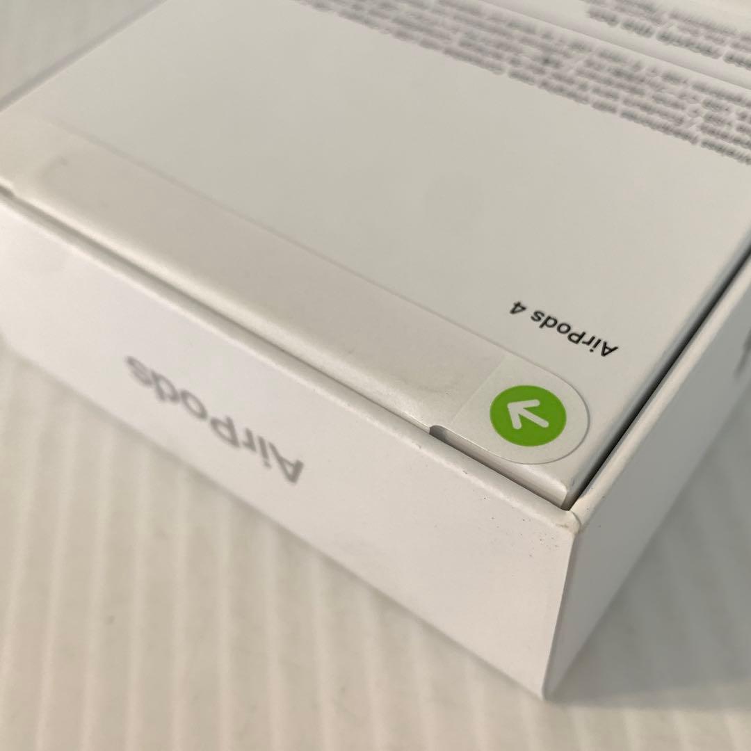 【新品未開封】Apple AirPods4 エアポッド4 M70905-1