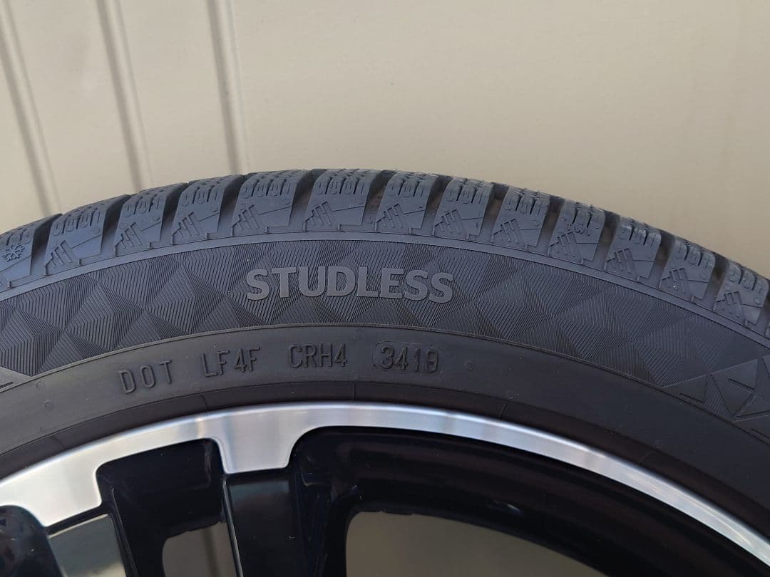 w177 スタッドレス　オマケ付き　発送も対応致します。 引取りなどは10万にて