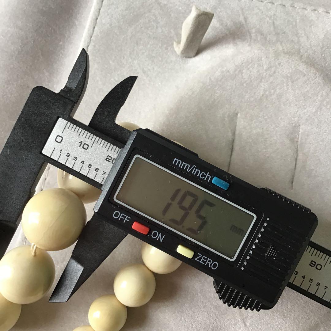 アンティーク　天然素材ネックレス　ロングネックレス　四