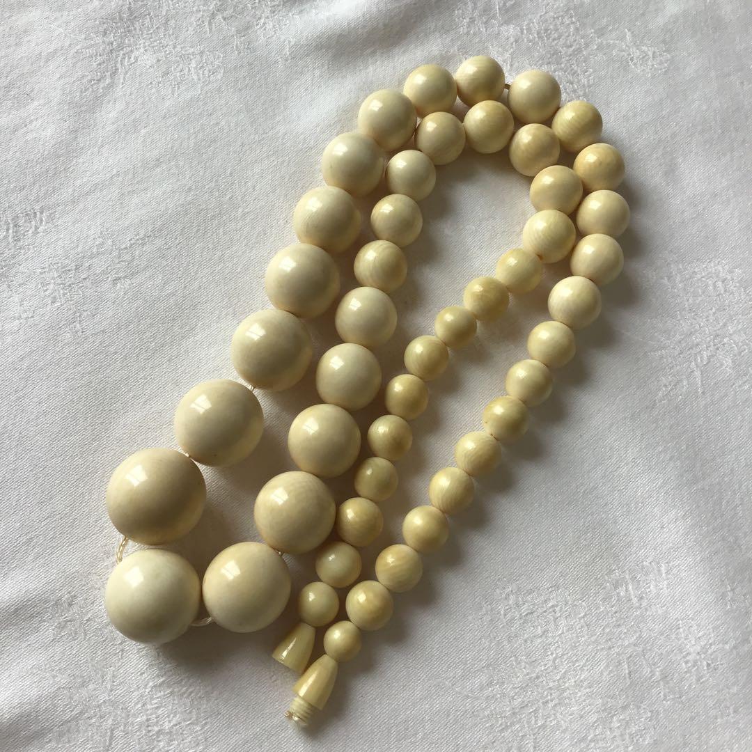 アンティーク　天然素材ネックレス　ロングネックレス　四