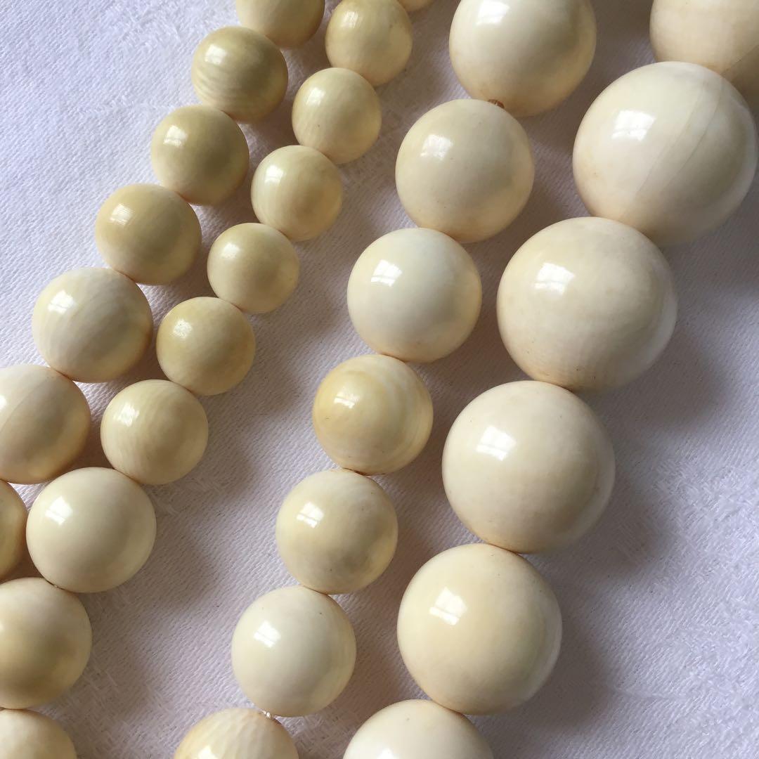 アンティーク　天然素材ネックレス　ロングネックレス　四