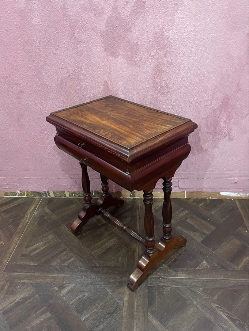 早い者勝ち価格　アンティーク　ドレッサー　ジュエリーケース　サイドテーブル　希少