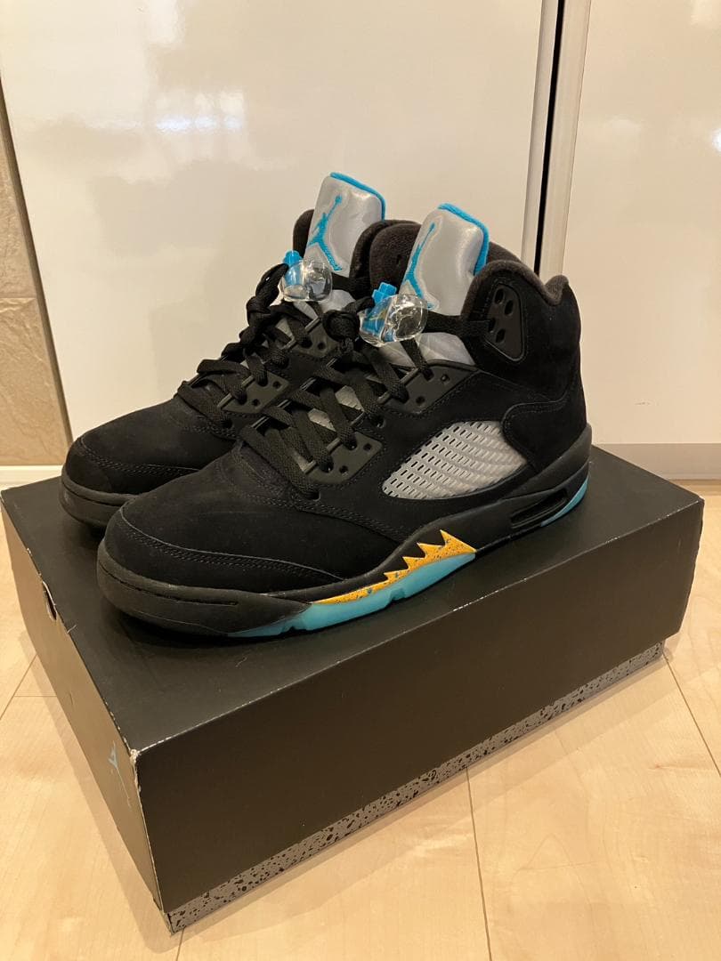 シューズ(男性用) NIKE AIR JORDAN 5 RETRO DD0587-047 27.5