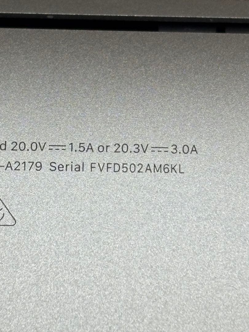 MacBook本体 MacBook Air13 2020Intel 16M 512GB