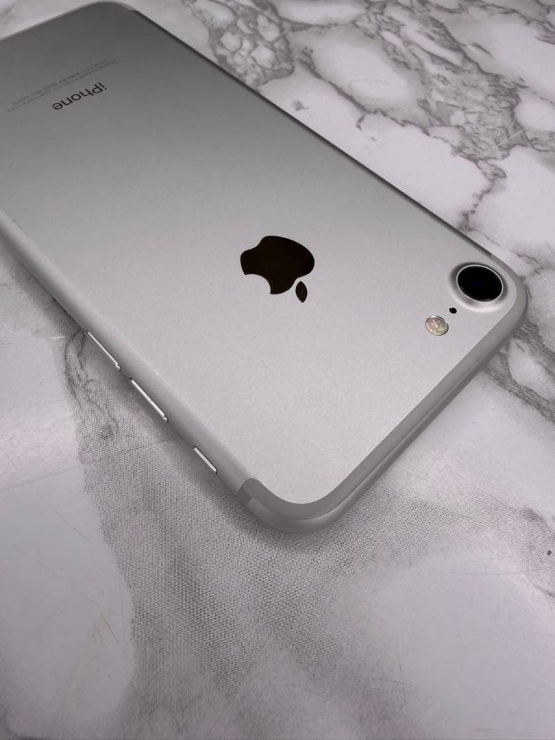 iPhone7 32GB｜SIMフリー｜シルバー　動作良好