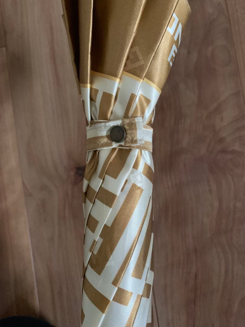 FENDI 長傘　フェンディ　傘　ベージュ