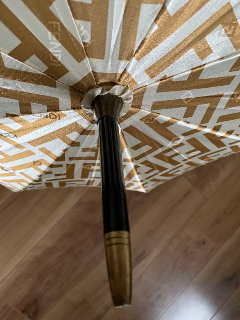 FENDI 長傘　フェンディ　傘　ベージュ