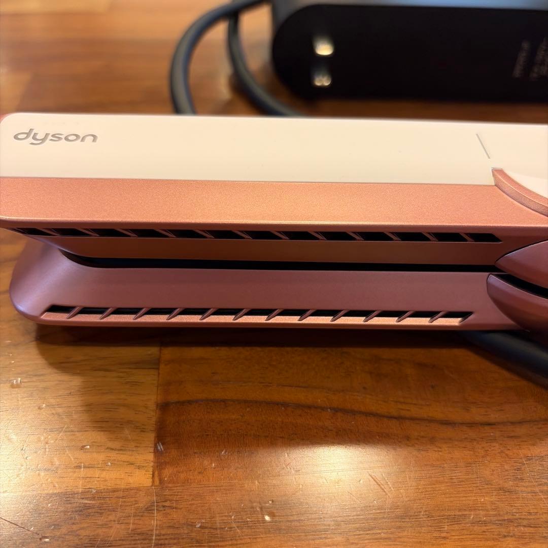 ダイソンストレートドライヤー