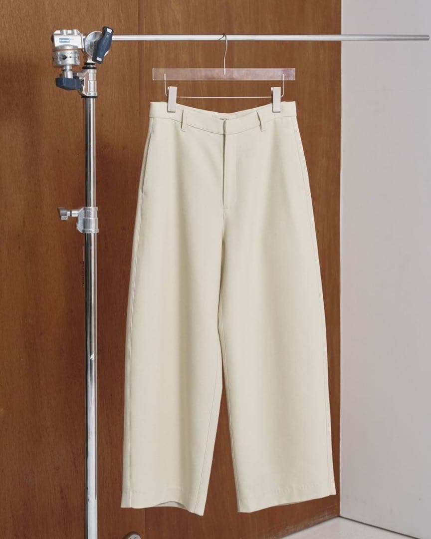 【Todayful】Wide Cocoon Trousers エクリュ 36