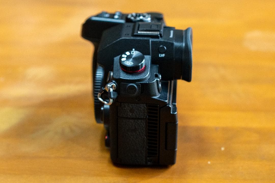 Panasonic LUMIX GH6 ミラーレスカメラ