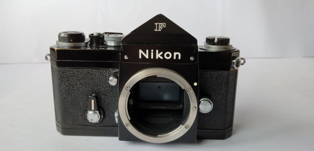 NIKON ニューF 741万台ブラック　黒　F36モードラ対応ボディ