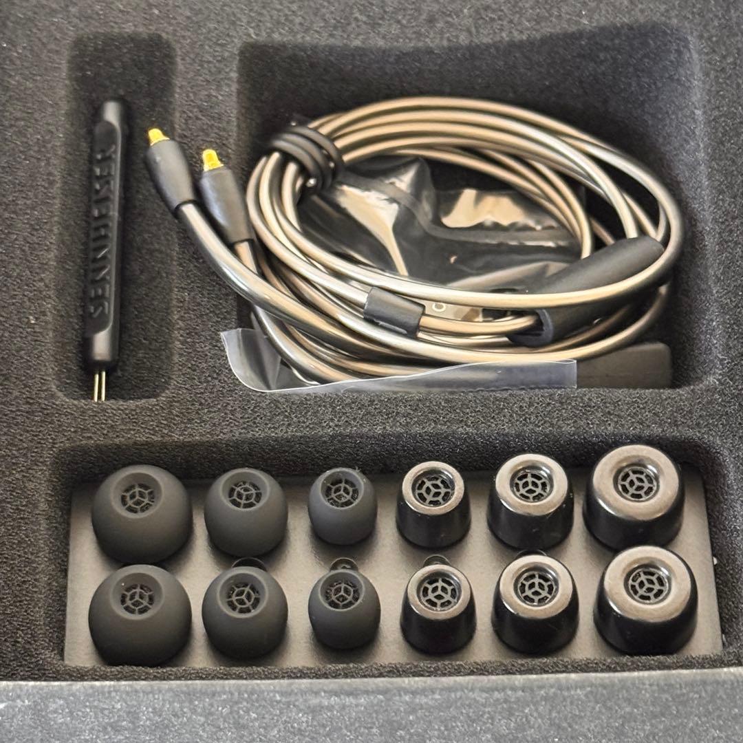 イヤホン Sennheiser IE 600