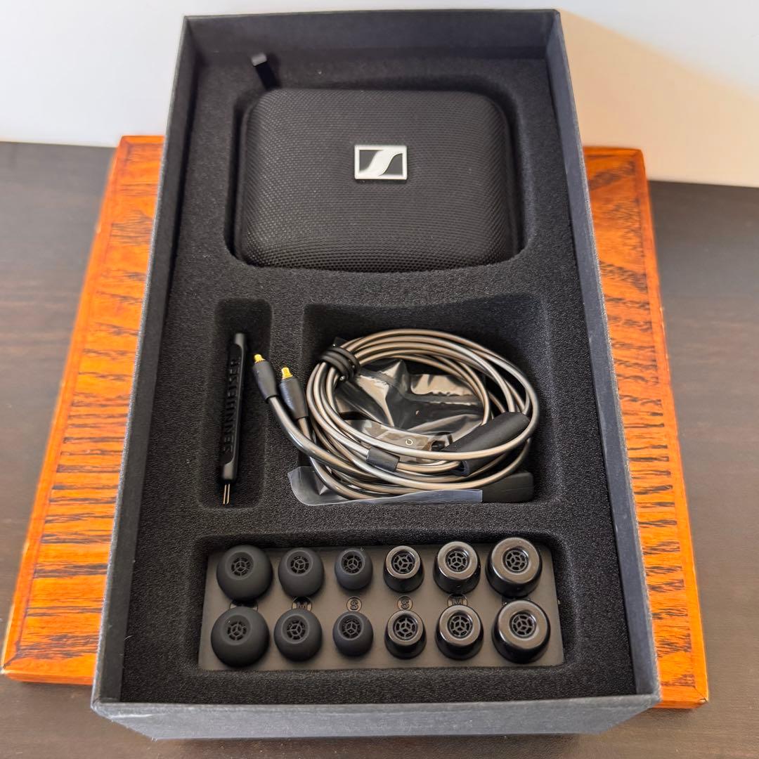 イヤホン Sennheiser IE 600