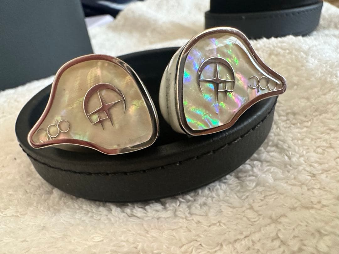 【美品】qdc Empress イヤホン ユ二バ一サルモデル