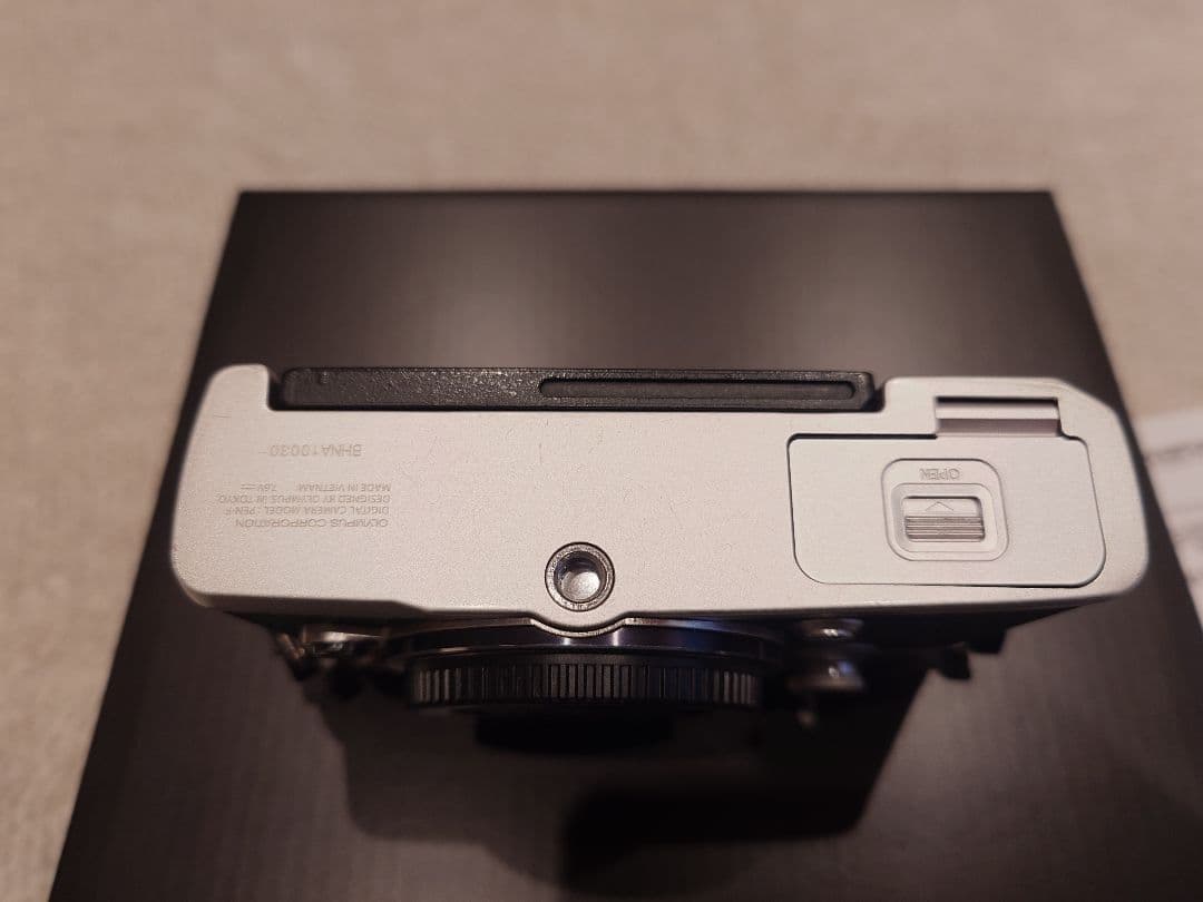 g*y様 OLYMPUS PEN-F 本体、レンズセット