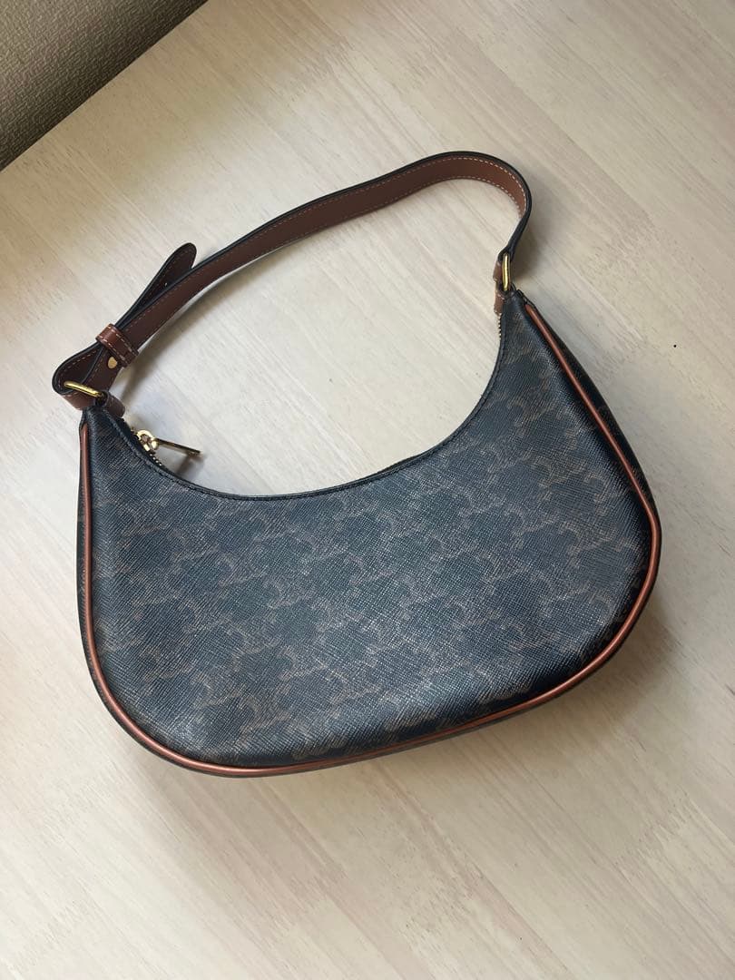 CELINE AVA（アヴァ）バッグ / トリオンフキャンバス＆カーフスキン