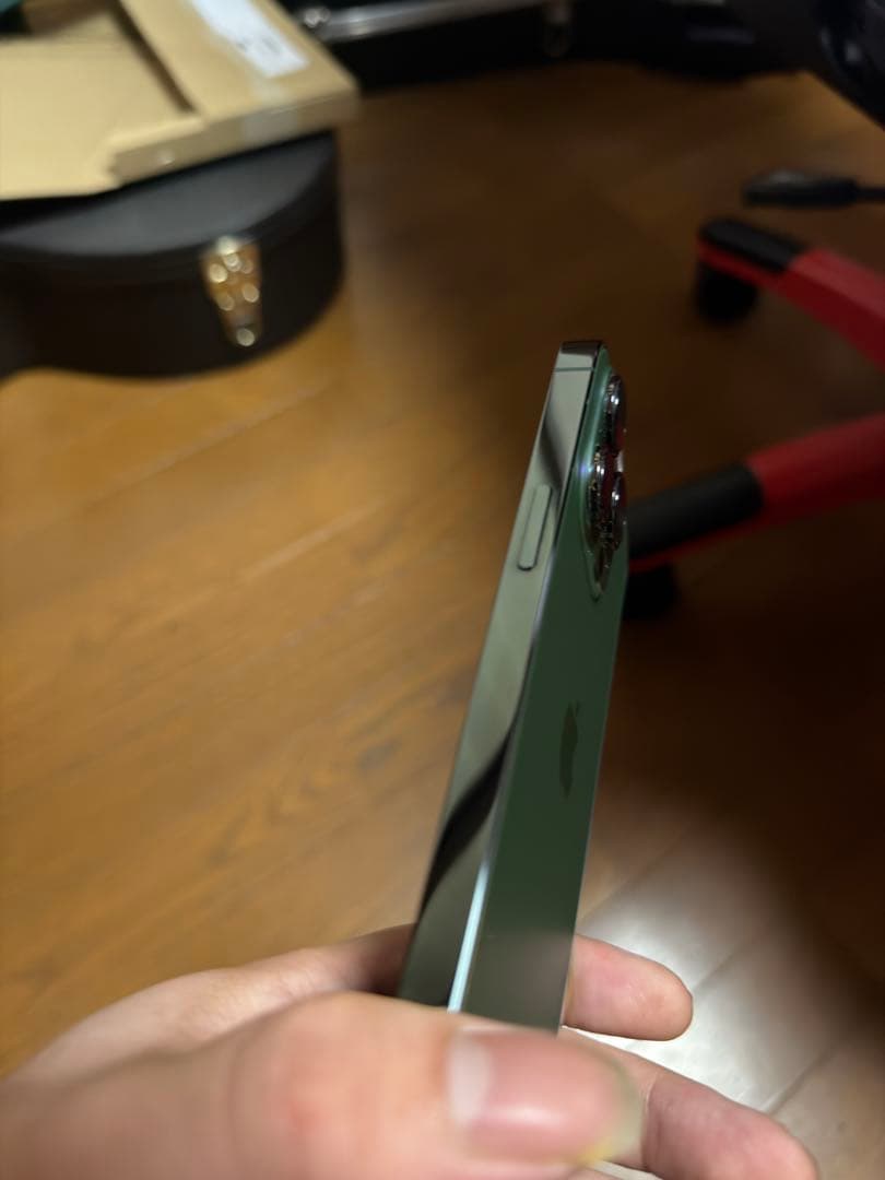 iPhone13Pro アルパイングリーン 256GB adidasケース付き