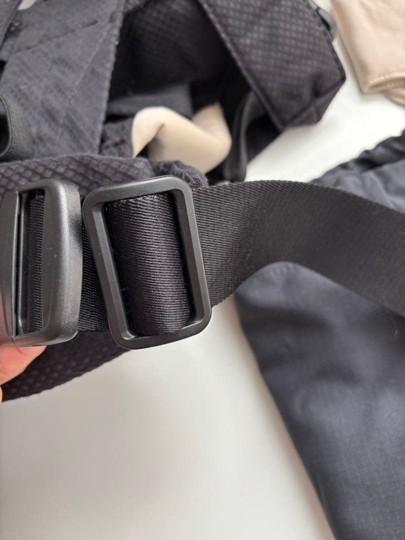 NUNA cudl clik 抱っこ紐　キャビア　店舗限定色