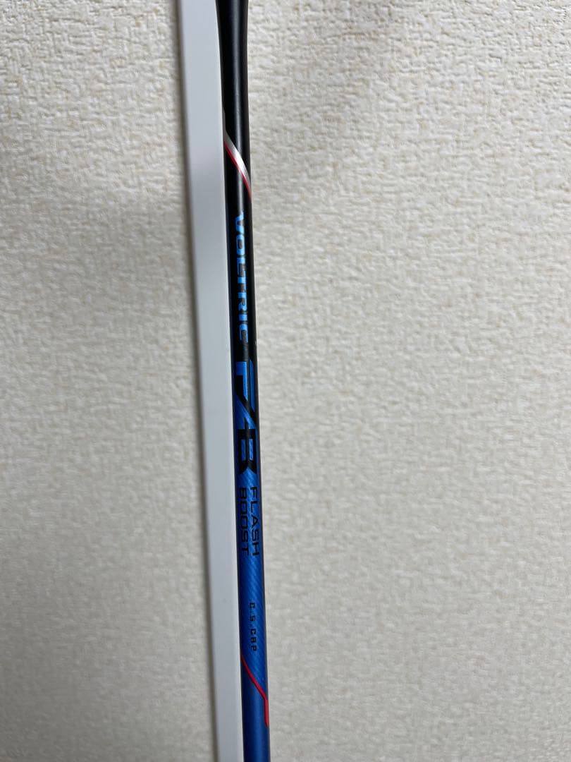 ヨネックス Voltric FB 塗装修理あり