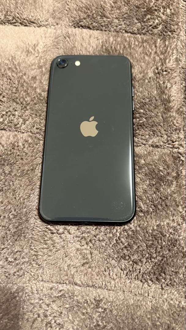 【美品】iPhone SE 128GB ブラック SIMフリー