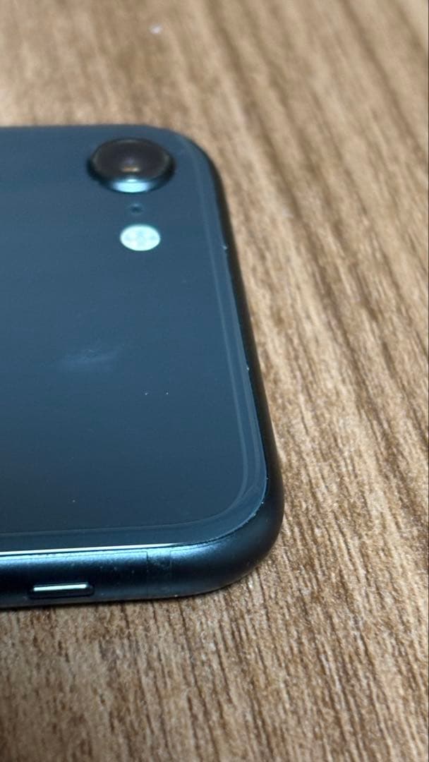 【美品】iPhone SE 128GB ブラック SIMフリー