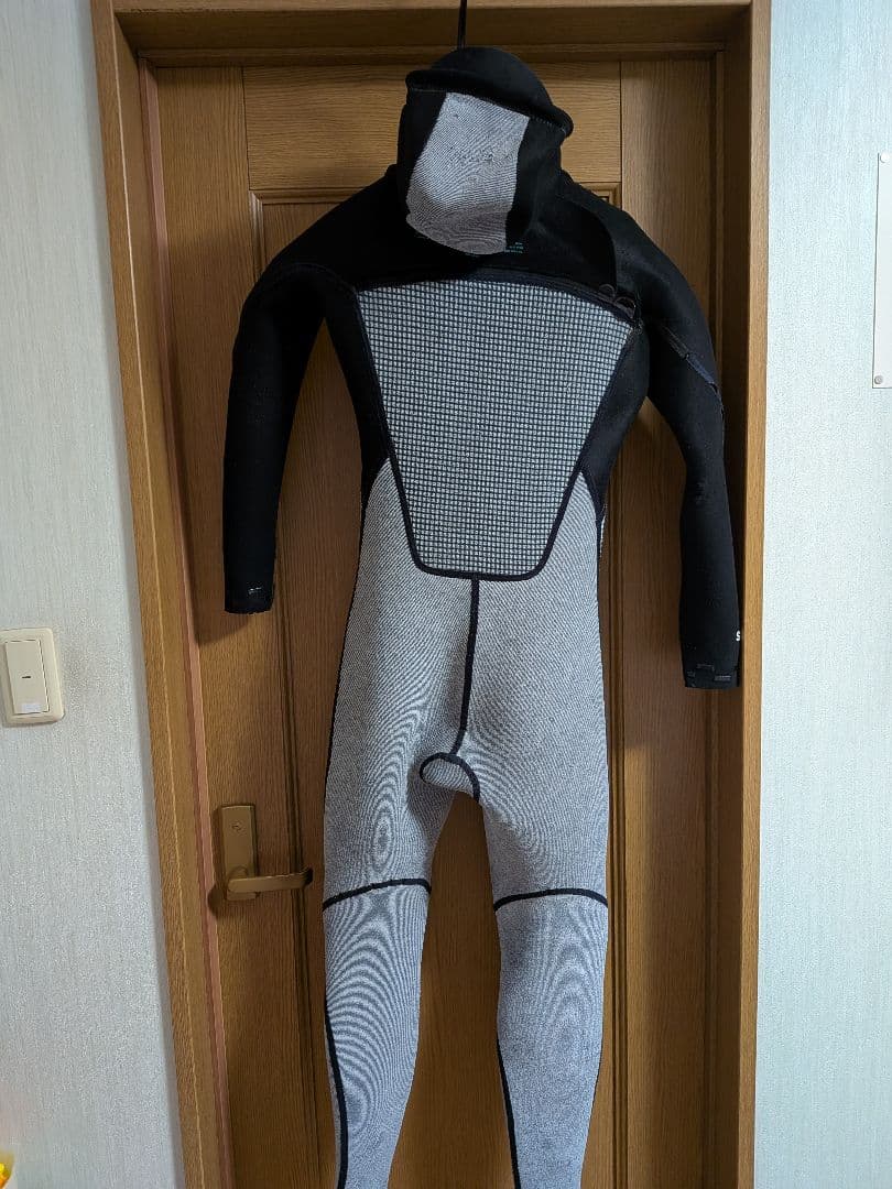 ヴィスラ フード付き フルウェットスーツ5/3mm МSサイズ