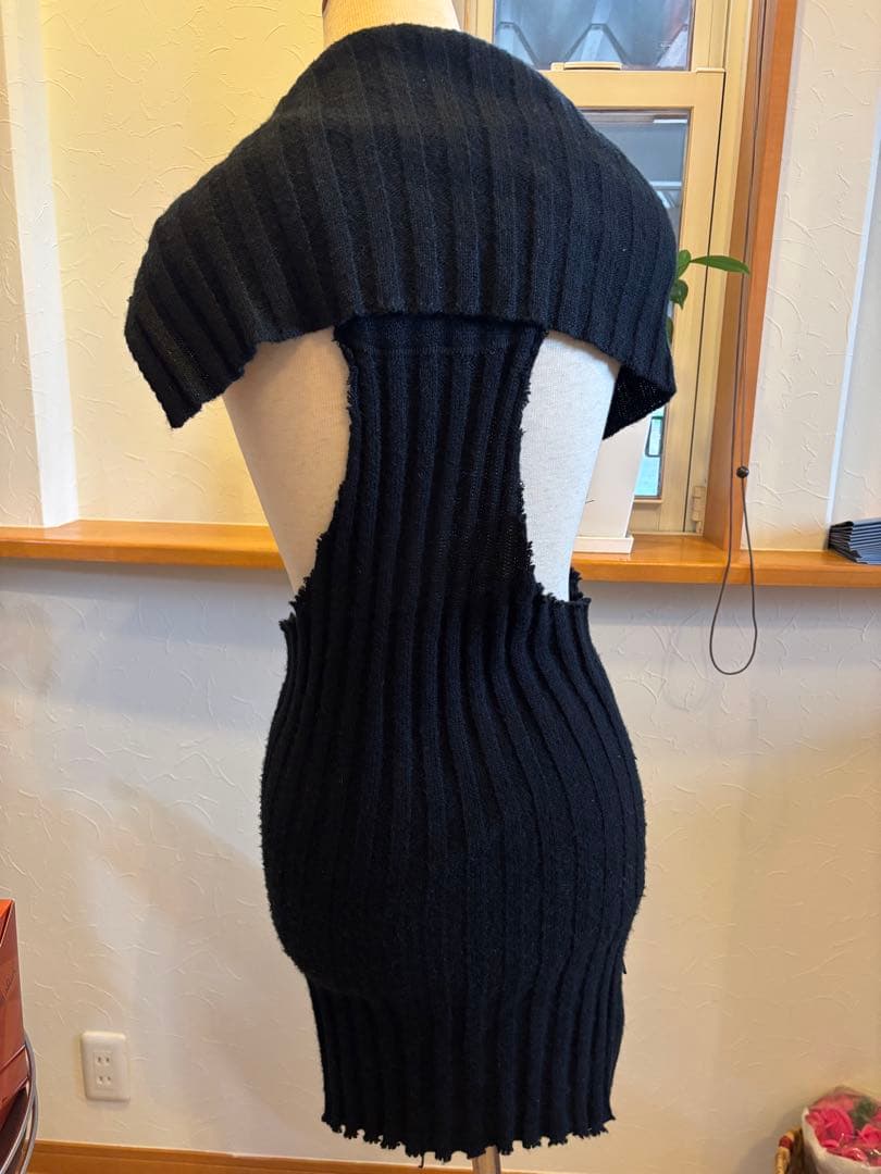 LGB 黒リブ編みニットベスト