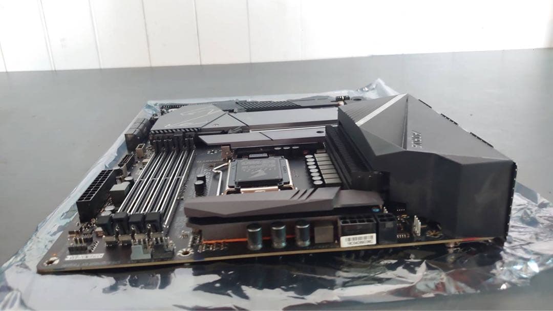 GIGABYTE マザーボード Z590 AORUS PRO AX(動作未確認)