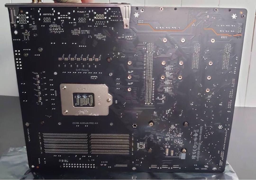 GIGABYTE マザーボード Z590 AORUS PRO AX(動作未確認)