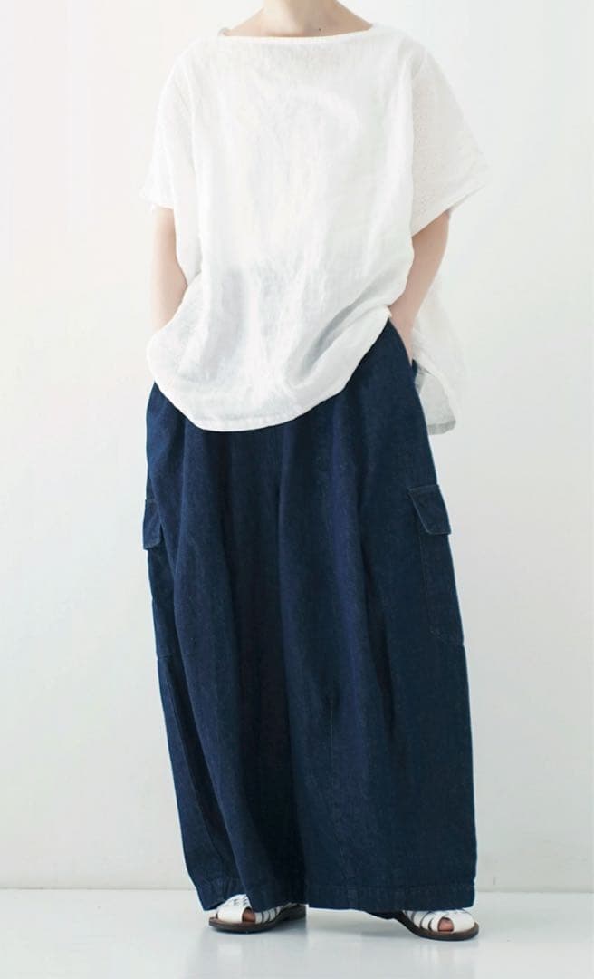 ネストローブ　コットンデニムバレルパンツ