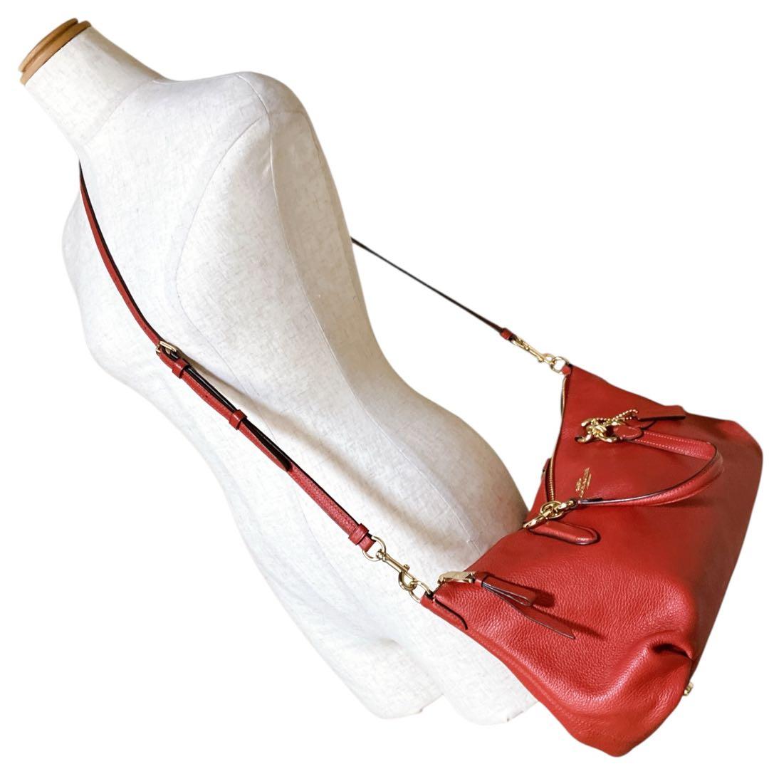 コーチ 良品 2way 斜め掛け可 馬車金具 シボレザー ハンドバッグ レッド系