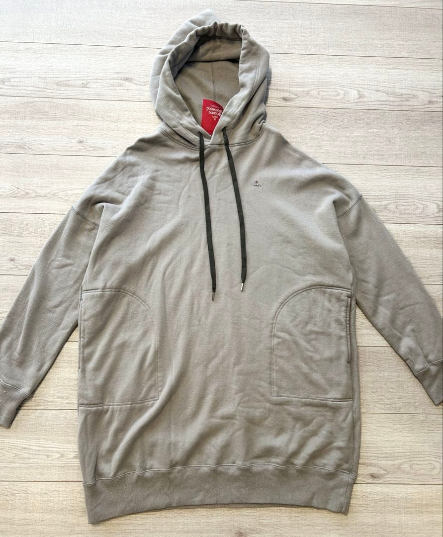 新品　ヴィヴィアンウエストウッドレッドレーベル パーカーワンピース　オーブ刺繍